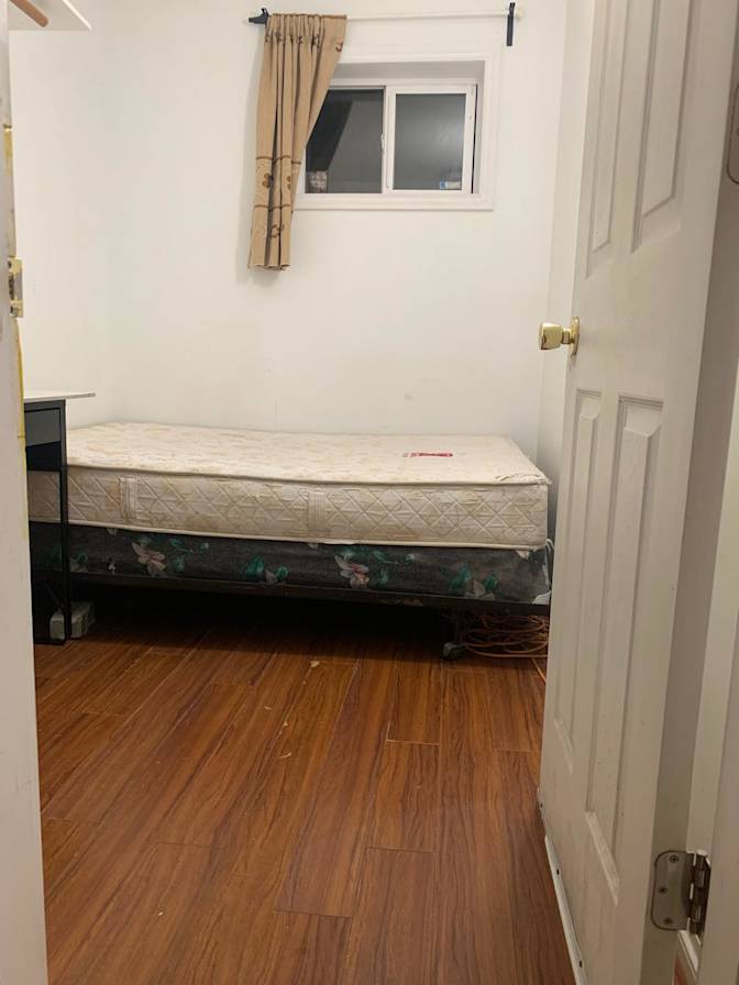 Cindy's room