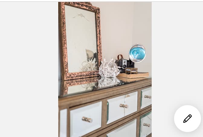 meli's room