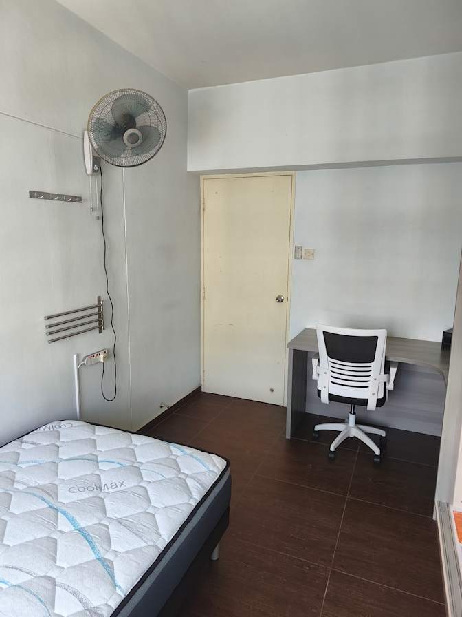 Jo's room