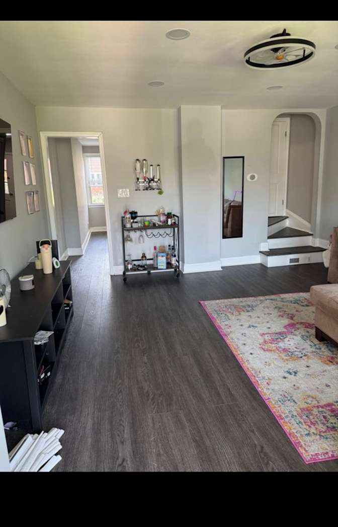 Olivia Adams's room