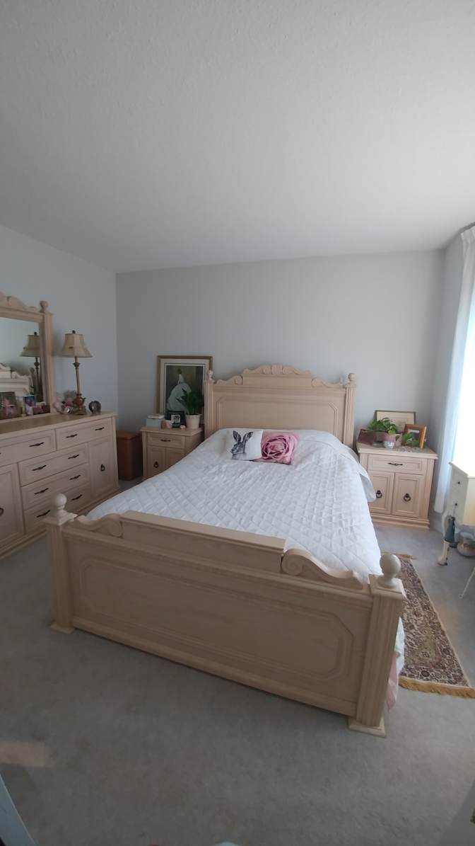 Robynn's room