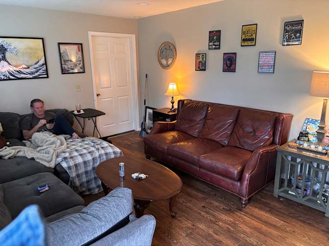 Logan Eagles's room