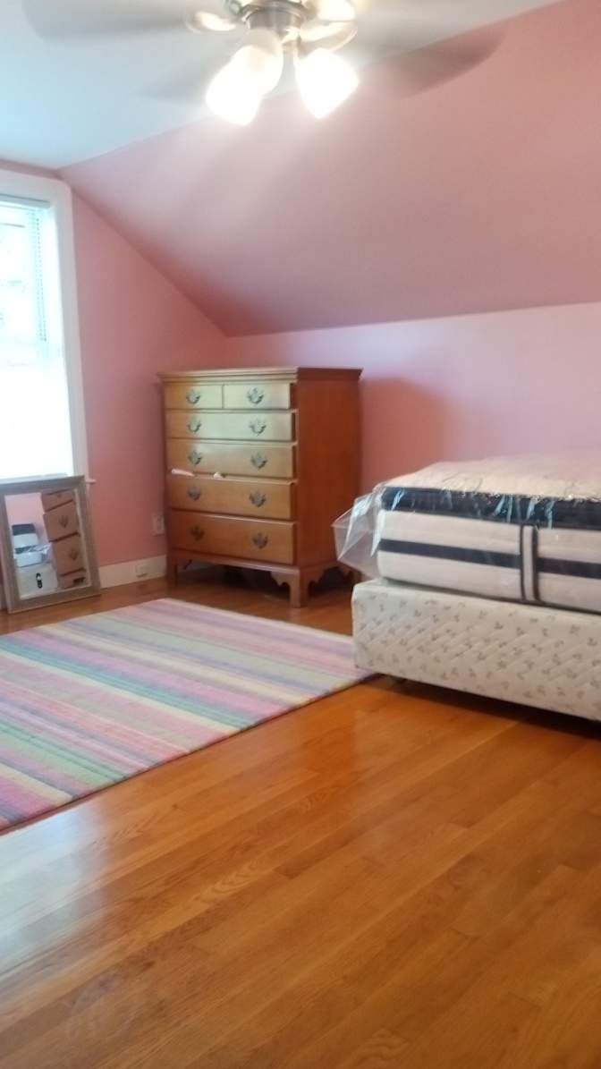 Darnell's room