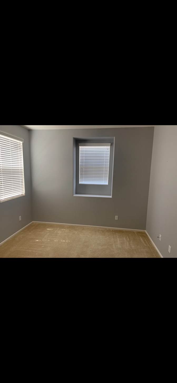 Liz C's room