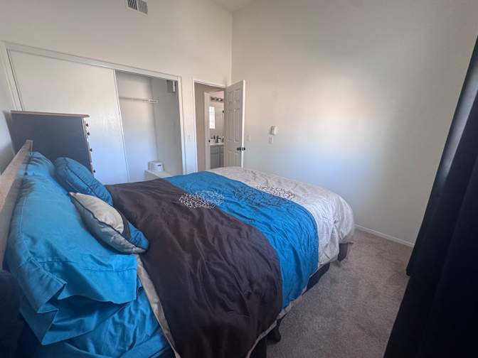 Juan and Gennyffer's room