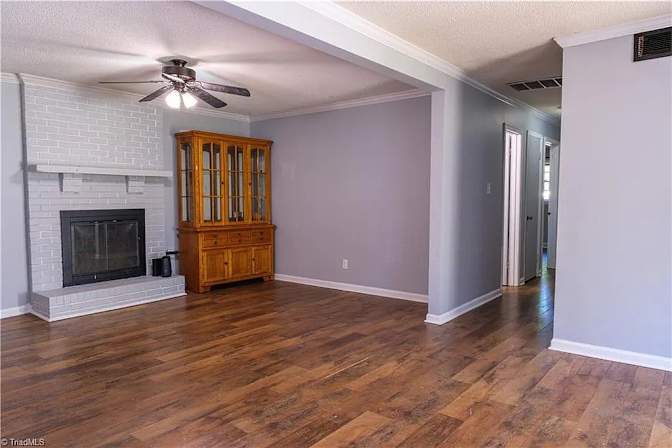 Alcove Rooms's room