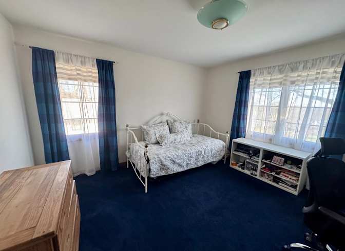 Yzabel's room