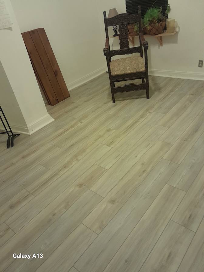 Thomas's room
