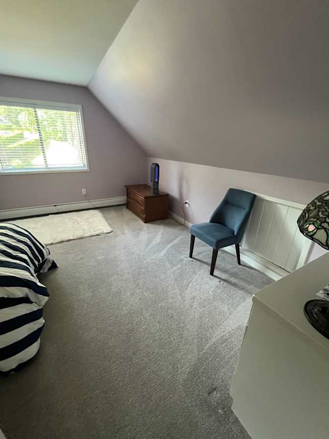 Traci's room
