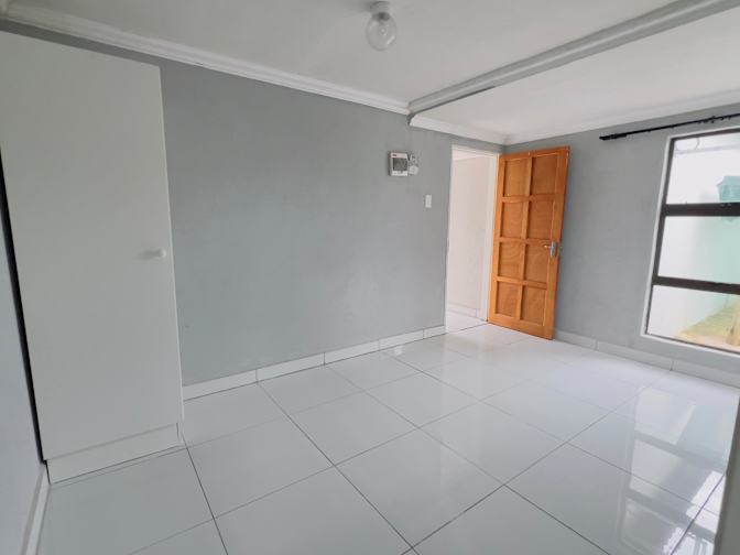 Ofentse's room