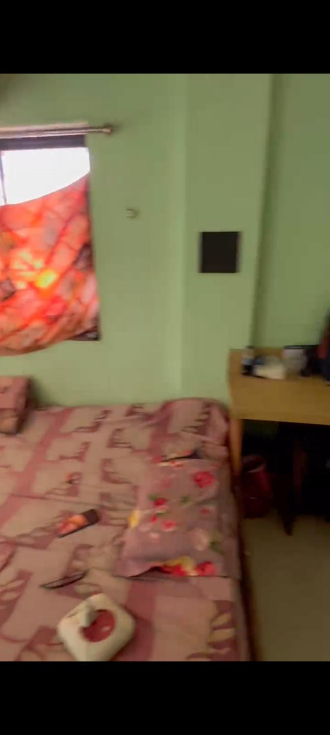 Saavi's room