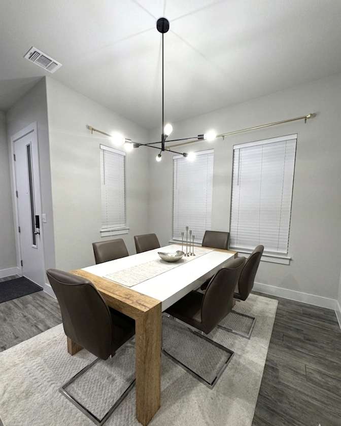 Vy Nguyen's room