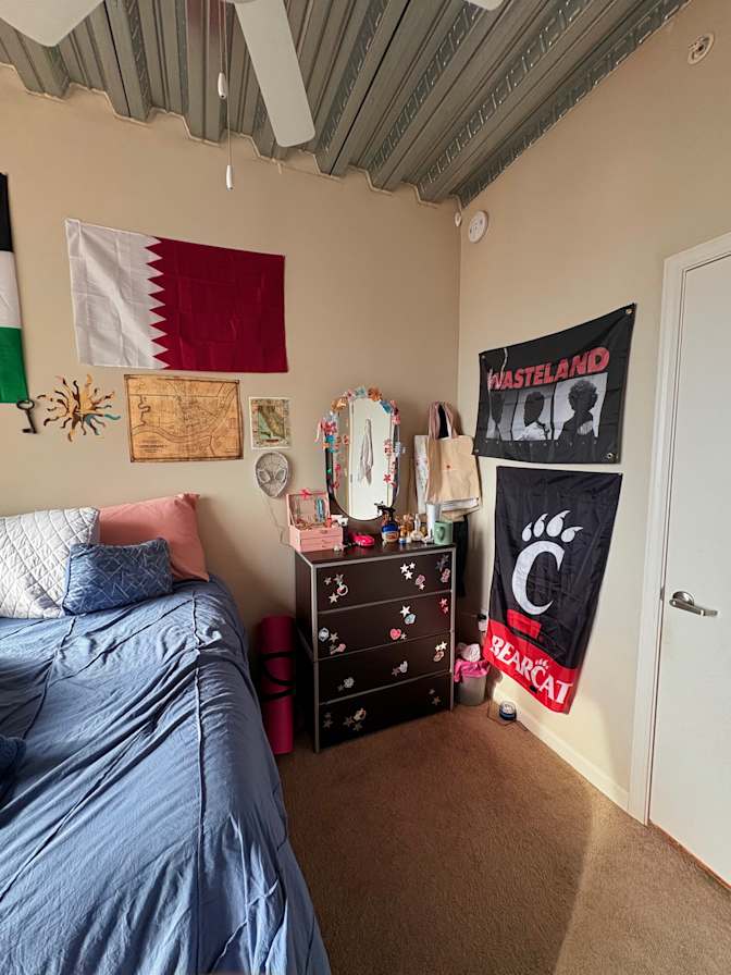 Jana's room
