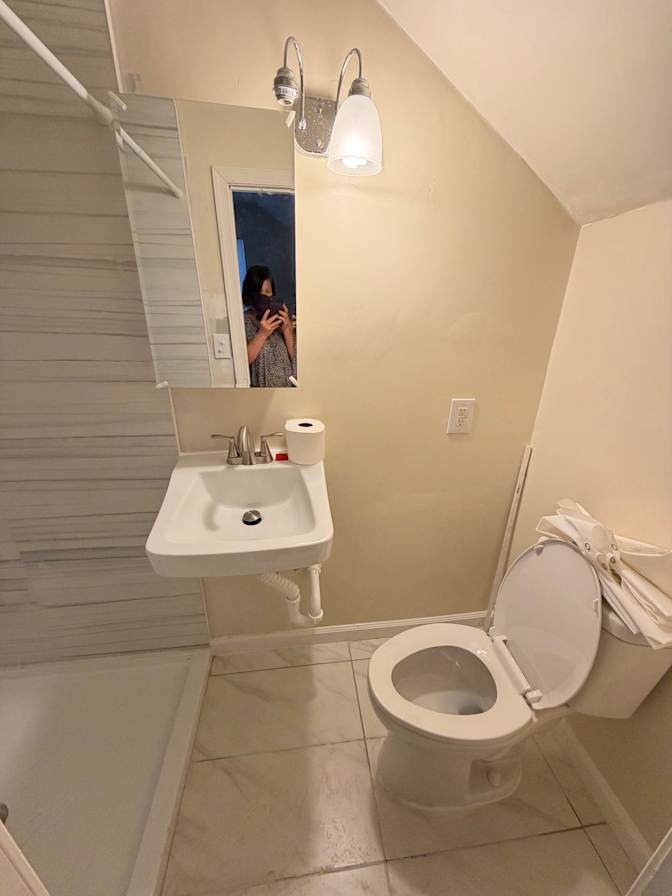 Felicia's room