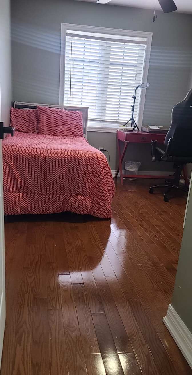 Alicia's room