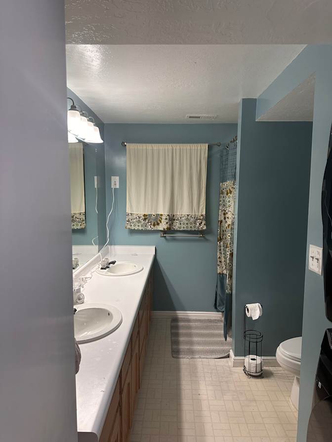 Randy Evans's room