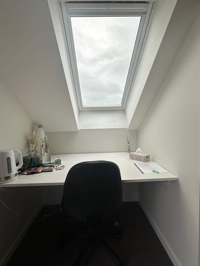 Linda A.'s room