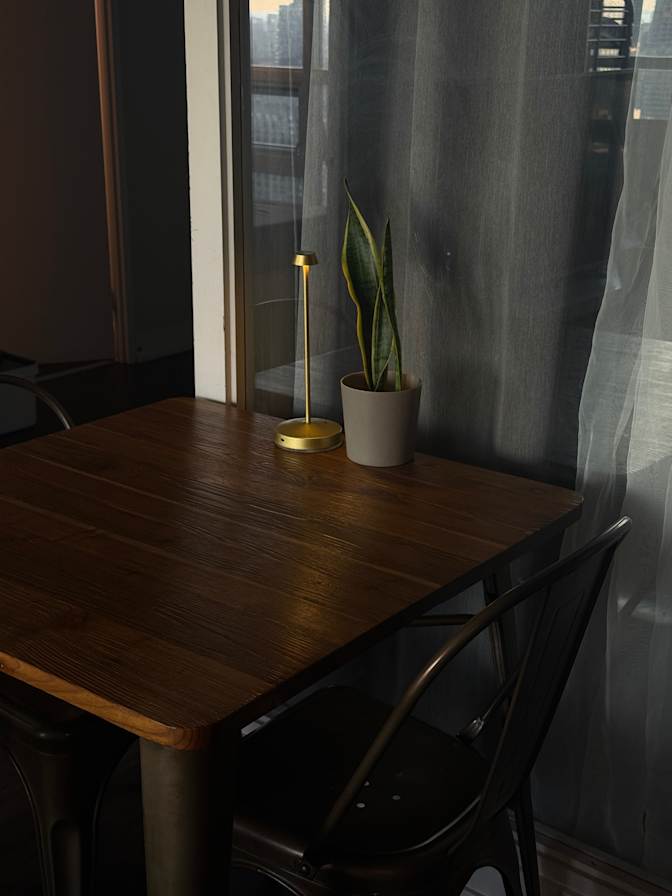 Joel orellana's room