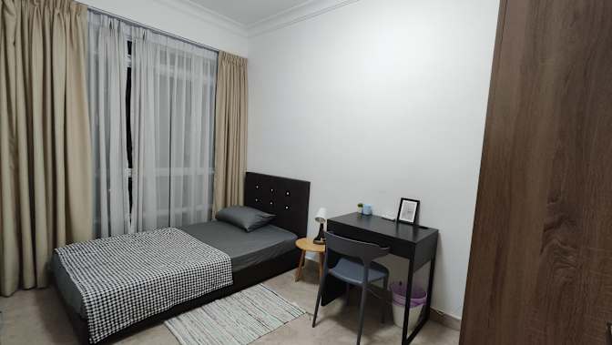 Shawn Ng's room