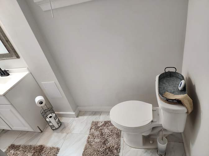 CL&C Property Management and Consulting's room