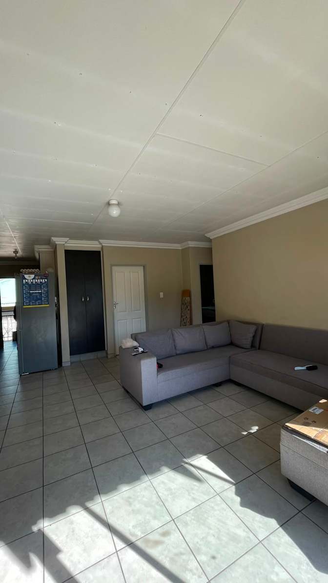 Sphiwe's room