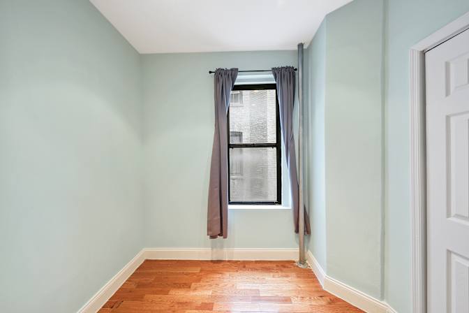 Sam June's room