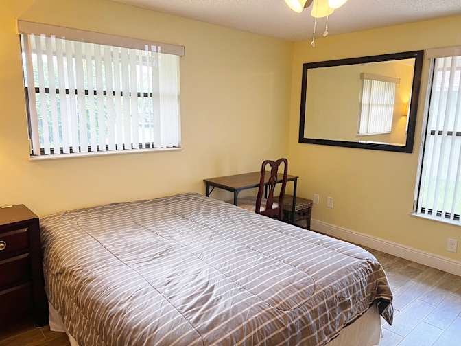 Jason Bryan, Realtor's room
