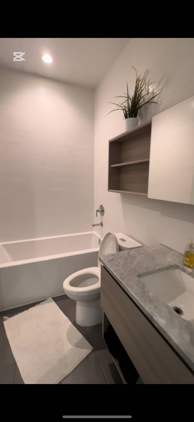 Mariah Izabelle Merican's room