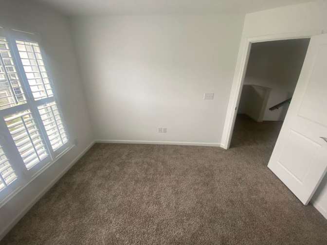 Alcove Rooms's room
