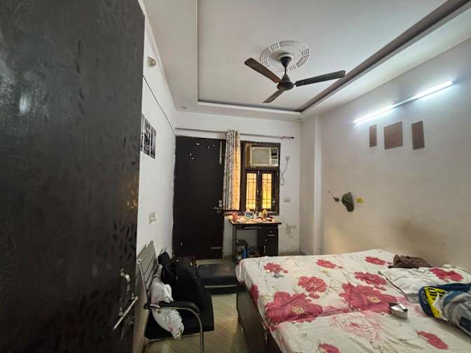 Tanishka jindal's room
