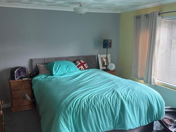 Steven Thompson's room