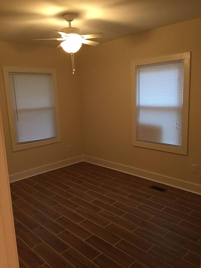 Alcove Rooms's room