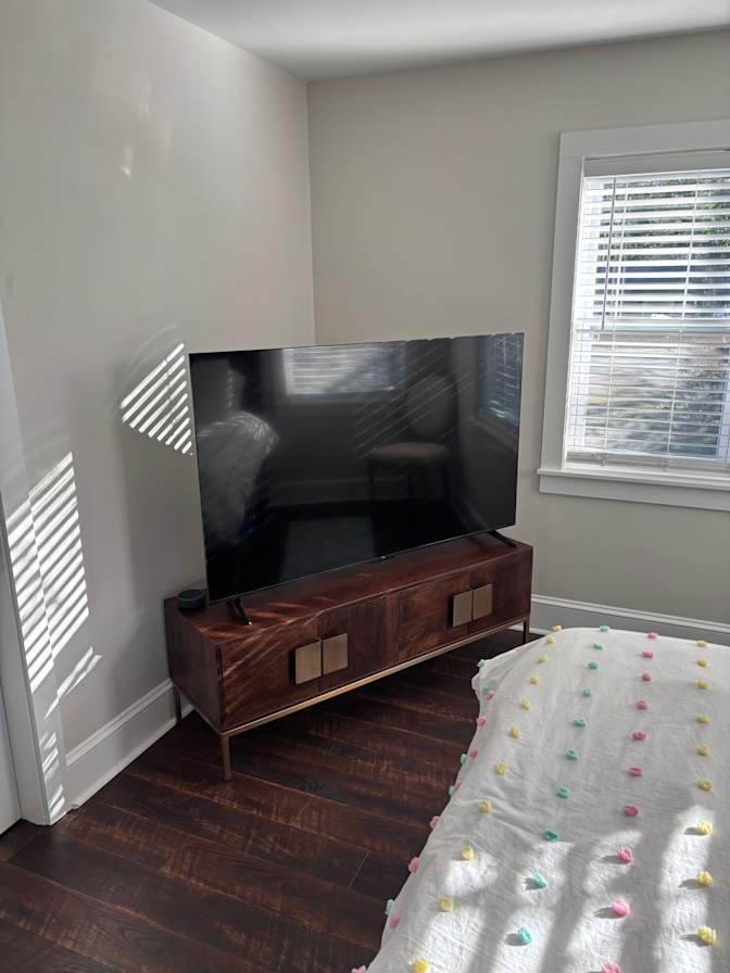 Larry's room