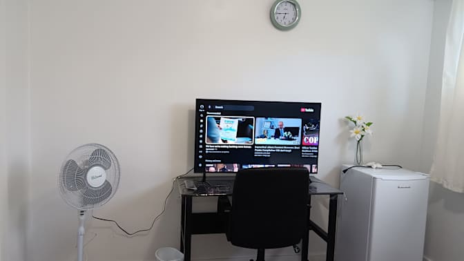 Christy Le's room