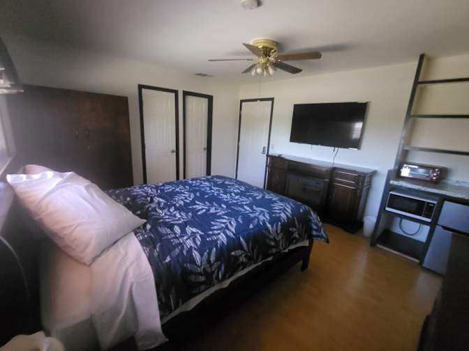Robert DiPrimio's room