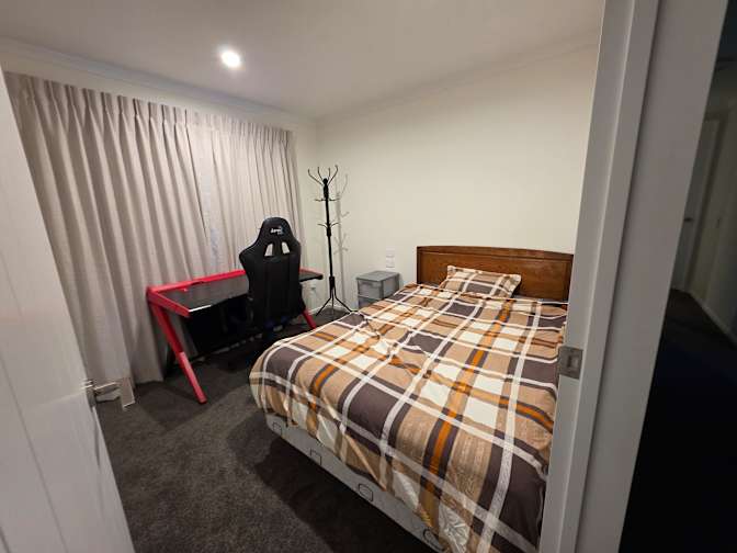 Ba Thanh Dinh's room