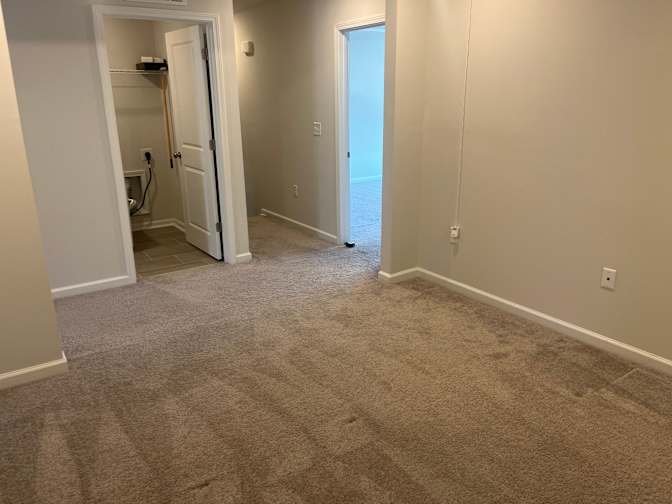 Alcove Rooms's room