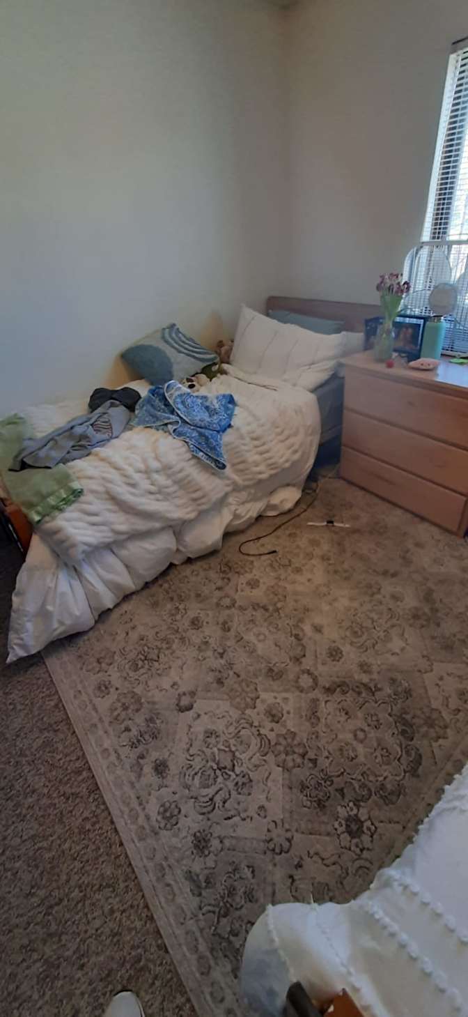 Tara's room