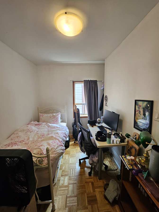 Andie's room