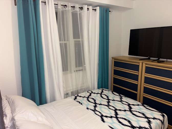 BROOKLYN APARTMENT SHARE LONG OR SHORT TERM's room