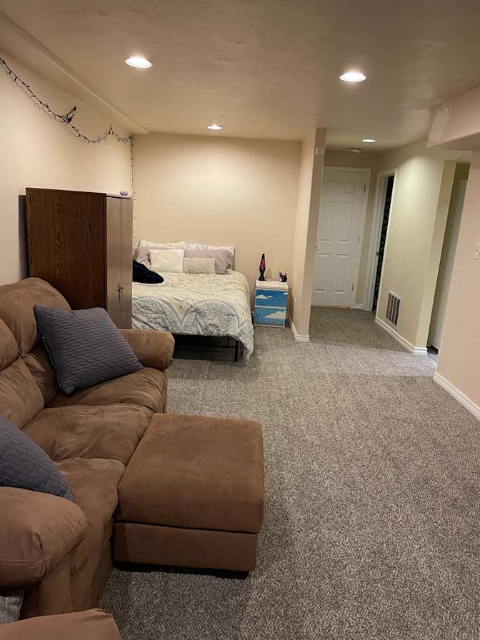Jennifer's room