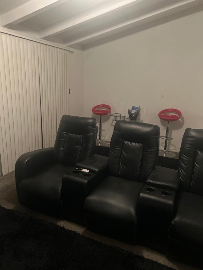 Sonja Jenkins's room