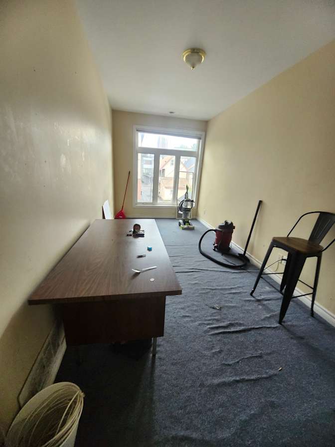 Robert Kinch's room