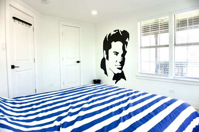 Pete's room