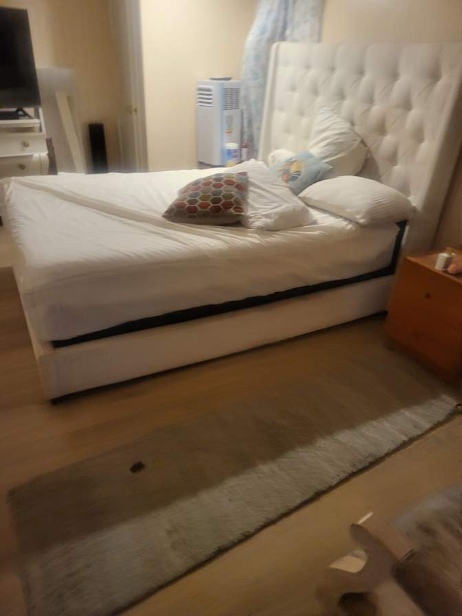 Arnaud's room