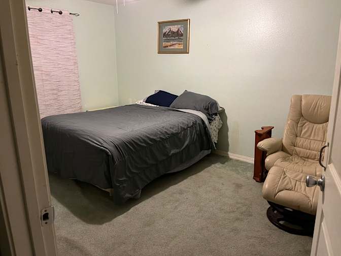 Kelly's room