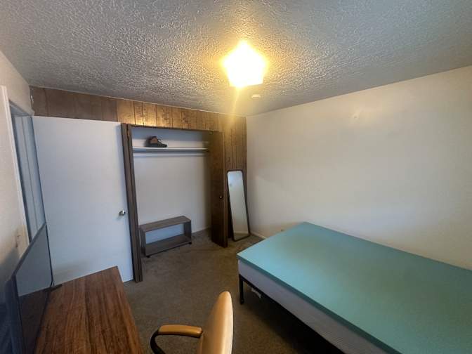 Robby's room