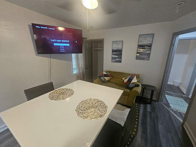 CL&C Property Management and Consulting's room