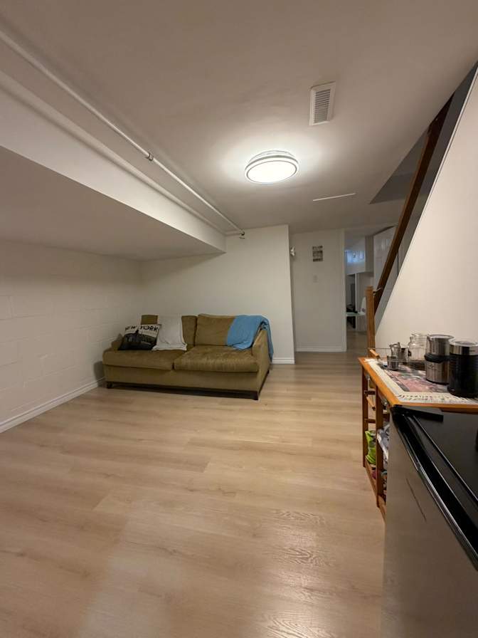 Leo's room