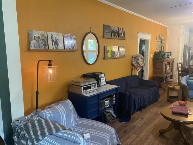 Jordyn's room